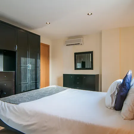 Pebbles Boutique Aparthotel-3